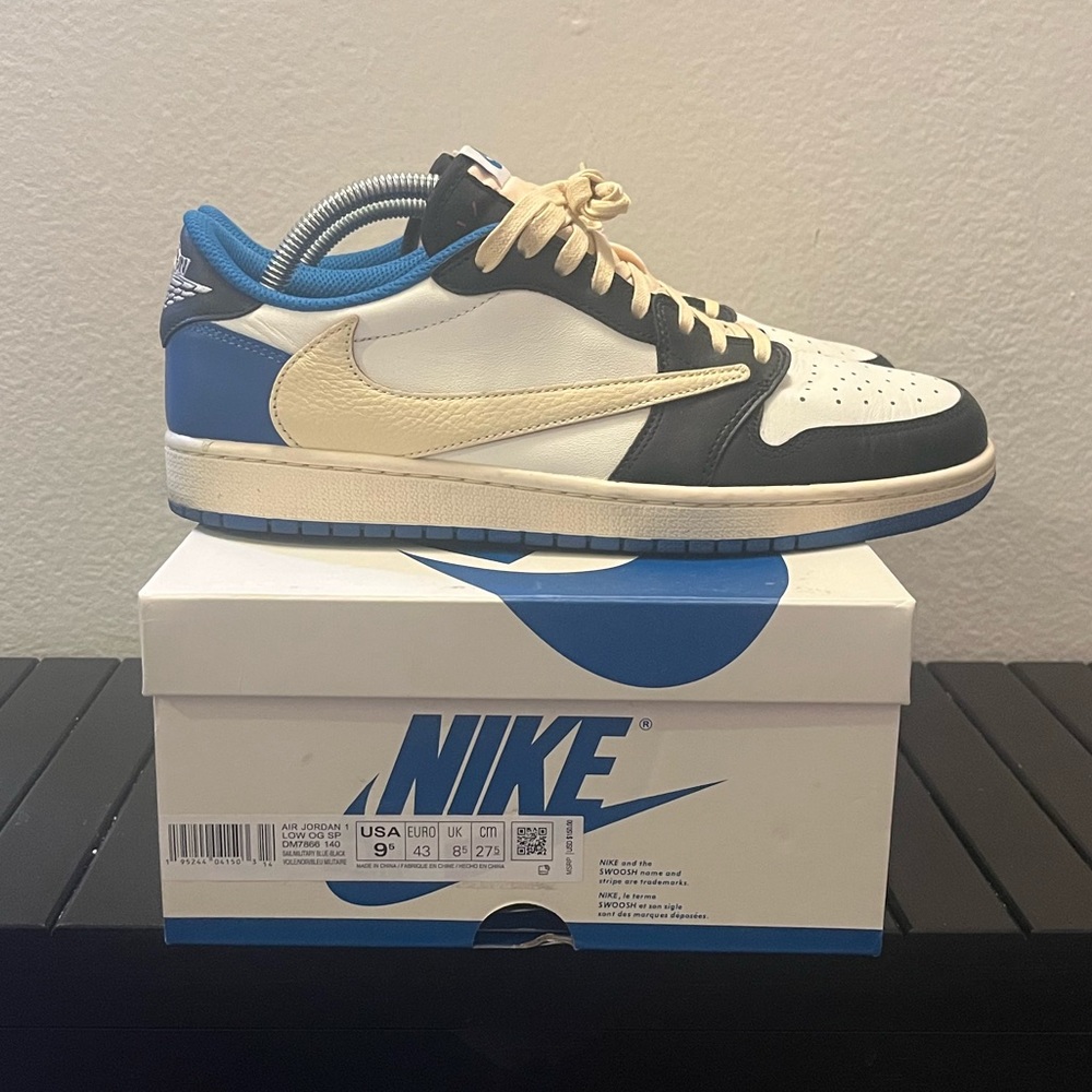 Air Jordan 1 Low Travis Scott x Fragment Men’s 9.5